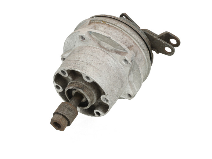 2e hands naaf Puch Maxi / X30 / X50 / 2-speed Grimeca stervelg leleu achterwiel met remankerplaat 2